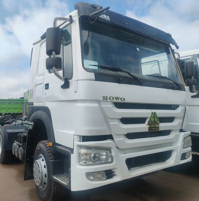 Freight Transport Customized Heavy Duty HOWO Truck Tractor with Tubeless Tire Design