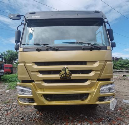 600L Fuel Tank Gasoline HOWO Tractor Truck for Towing Semi Trailer Safe and Stable Towing