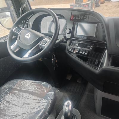 National Heavy Duty Truck Sitrak Diesel Traction Transport Truck 4X2 Load Capacity 31-40t