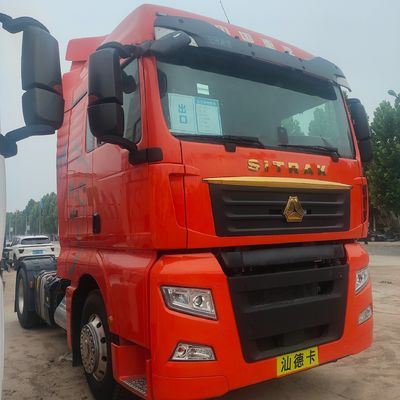 Euro 5 Emission Standard Shacman Tractor Engine and 6.8x2.5x3.8m Size for Construction