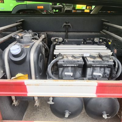Air Suspension Seat and 600L Fuel Tank Foton 8X4 Tipper for Long Distance Travel