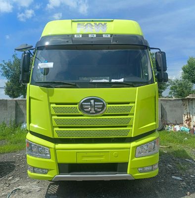 6 Months Diesel 6X4 Tractor Truck J6p420HP with 400L Fuel Tank Euro 5 Emission Standard