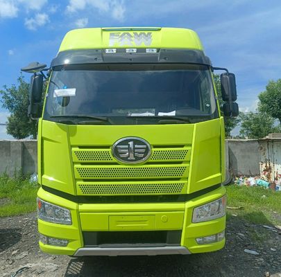FAW Jiefang J6p420HP Diesel 6X4 Tractor Truck with 400L Fuel Tank Customized Request