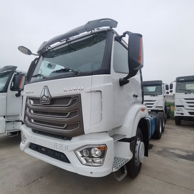 Used HOWO Tractor Truck for Towing 6800*2500*3200 Dimensions and Engine Capacity ＞8L
