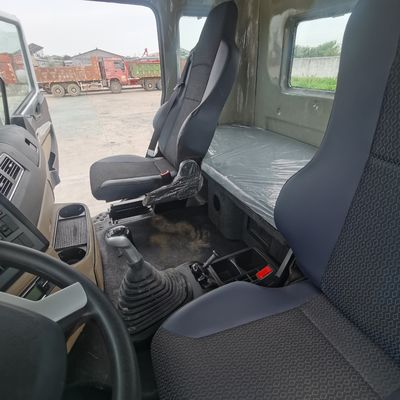 Customized Sinotruk Heavy Duty Truck with 1000L Fuel Tank Driver Seat Air Suspension Seat