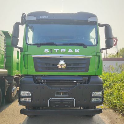 Sinotruk A7/T7 Heavy Duty 10/12 Wheeler Trucks Customized for Your Customer Requirements