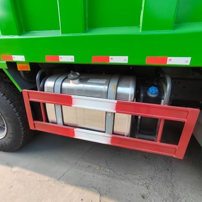 Tyres and Hydraulic Steering Heavy Duty Construction Truck for Euro 5 Emission Standard