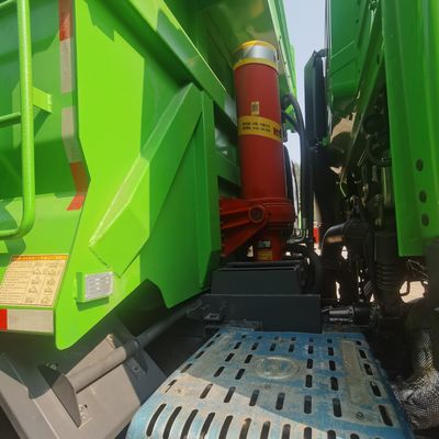 8.76x2.55x3.65 Auman Dump Lorry with Air Suspension Heavy Duty Used Dump Truck Seats ≤5