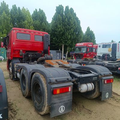 Front Lifting Style Dumping Type Heavy Duty Beiben Tractor Head with Power Steering System