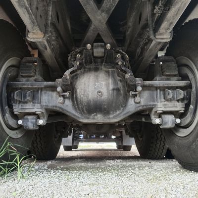 31-40t Shaanxi Delong 470HP Dump Truck 6 Months  Power-Assisted Steering