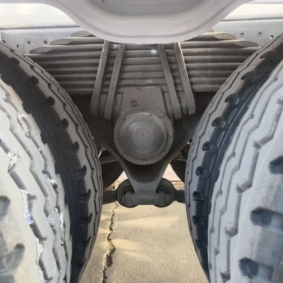 Carbon Steel Cargo Box Hydraulic Steering Concrete Mixer Truck for Smooth Operation