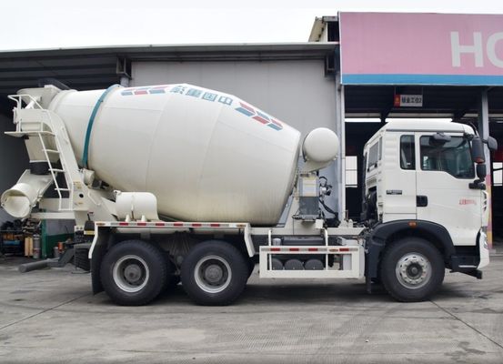 Euro 3 Hydraulic Power Steering Concrete Mixer Truck with Customized Color by Sinotruk