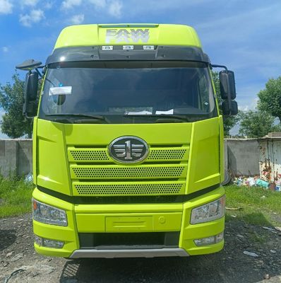 Customized Request Heavy-Duty FAW Jiefang J6p420HP Diesel Truck for Construction Sites