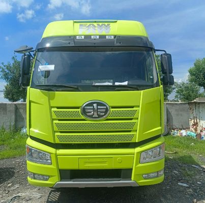 351-450hp ZZ4257N3247E1H FAW Jiefang J6p Diesel Heavy-Duty Truck with 1000L Fuel Tank