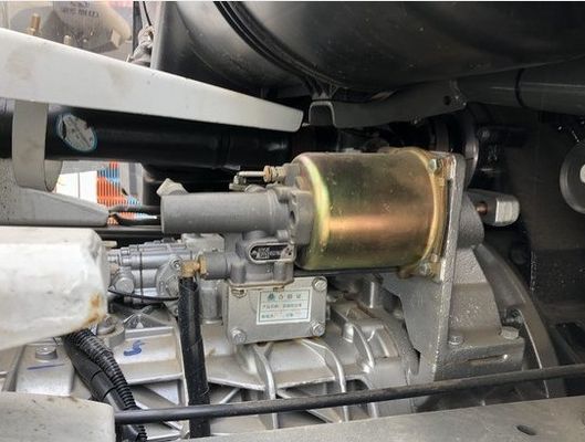Diesel Truck Mounted Mixing Transport 2m3 8m3 12m3 4X2 /6X4/8X4 Mobile Tank Truck HOWO Manual