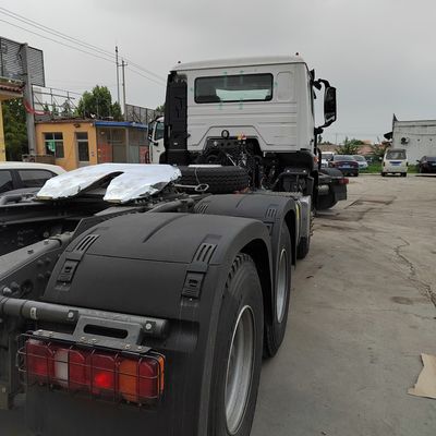 Sale HOWO 371HP 6X4 Tractor Trucks Used Cargo Transport Truck Manual Transmission