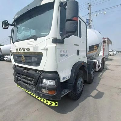 340 Tx HOWO Concrete Mixer Truck for Heavy Duty Construction and Hydraulic Steering