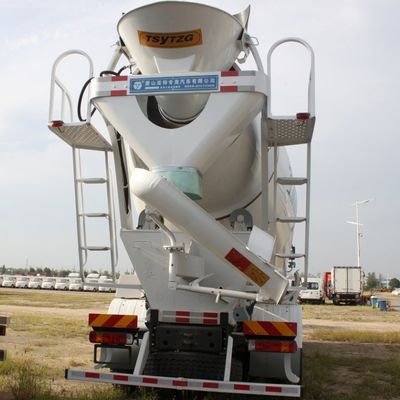 ZZ1257N3647N1 8x4 Used Sinotruk Truck HOWO 380 HP Concrete Mixer with High Durability