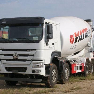 Maximum Horsepower 400hp Heavy Duty Truck with Power Assistance and Sinotruk Chassis