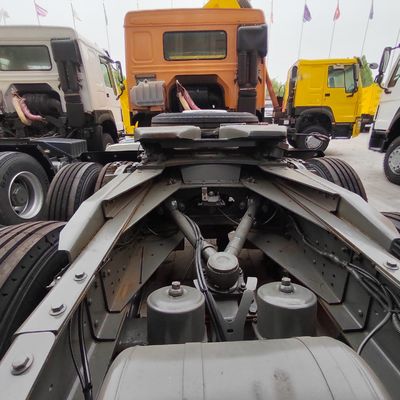 Front Lifting Style Dumping Type Mining Transporter with 371HP Power and High Capacity