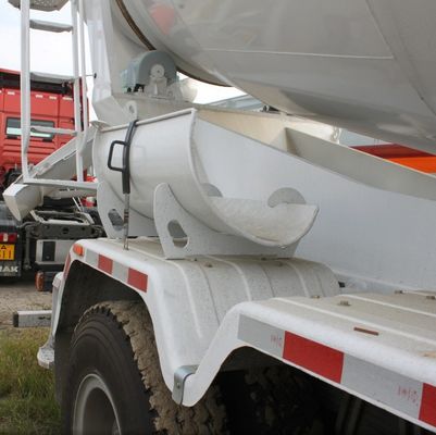 Sinotruk Cement Mixer Vehicle with Tyres and Hydraulic Steering System Customization