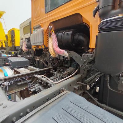 Sinotruk Chassis Design Industrial Transport Truck for Heavy-Duty and Performance