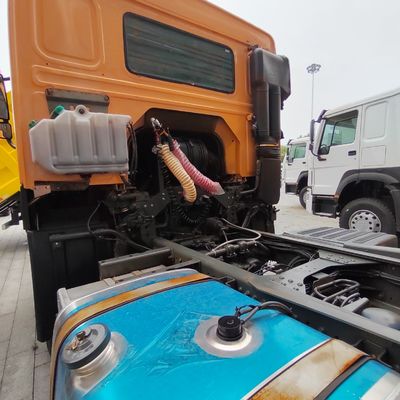 Sinotruk Chassis Design Industrial Transport Truck for Heavy-Duty and Performance