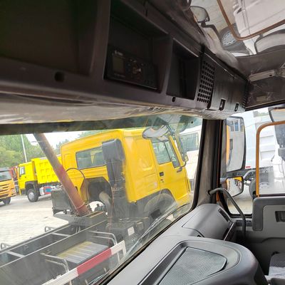 High Capacity Mining Dump Truck with Sinotruk 371HP Power Assistance and Customization