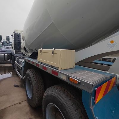 ZZ1257N3647N1 Sinotruk Heavy Duty HOWO 6X4 14m3 Construction Concrete Mixer Truck