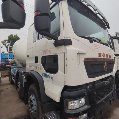 Sinotruck HOWO 6X4 8X4 Used Cement Mixer Discount 5% with Carbon Steel Cargo Box Material