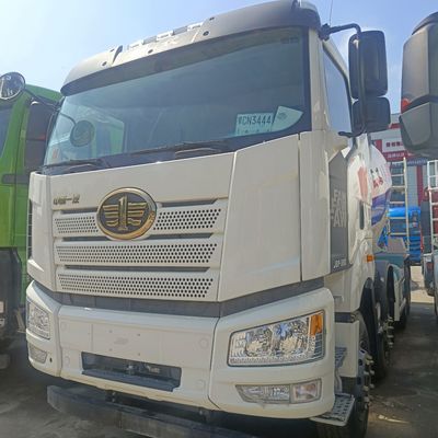 Tyre 8x4 Drive Mode Top-Notch Pre-Owned Concrete Mixing Trucks for Construction Needs