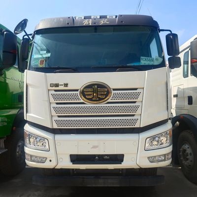 Mixer Trucks with Sinotruk Chassis and Hydraulic Steering System Initial Payment