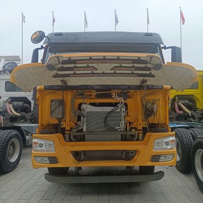 Customized Request HOWO 371HP 6X4 Tractor Used Transport Truck for Tubeless Tire Design
