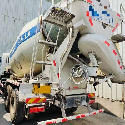 Fuel- 6x4 Hydraulic Steering Sinotruk 2m3 Concrete Mixer Truck for Heavy Duty Applications