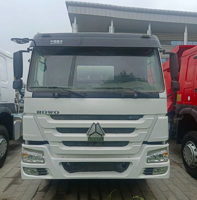 Manual Transmission Type Sinotruk Chassis HOWO 12m3 Concrete Mixer Truck for Heavy-Duty