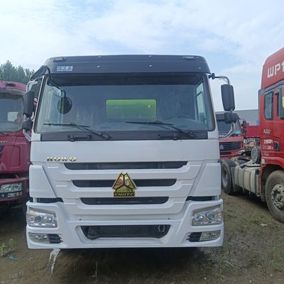 12m3 HOWO Professional Concrete Mixer Truck with Manual Transmission and 380HP Engine