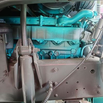 12m3 HOWO Professional Concrete Mixer Truck with Manual Transmission and 380HP Engine