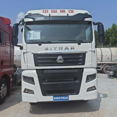 Customization Advanced Air Suspension Seat on Heavy Duty Tractor for Cargo Transport
