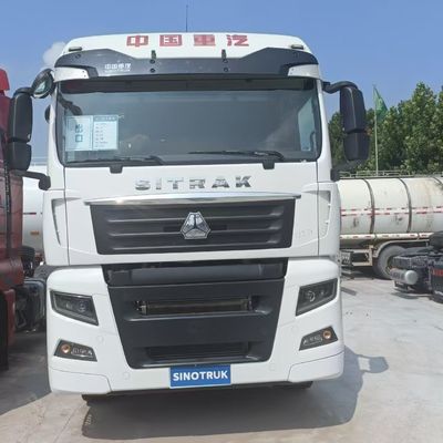 31-40t Load Capacity HOWO Tractor Truck with Air Suspension Driver Seat Features