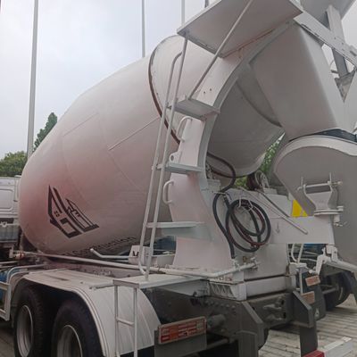 30T Payload Sinotruk Chassis 380HP Utility Concrete Mixer Truck with Hydraulic Steering