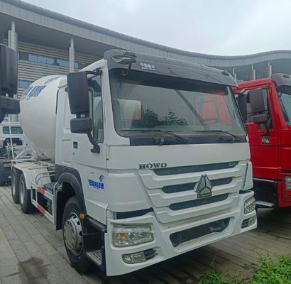 Manual Transmission 12m3 Concrete Mixer Truck with Sinotruk Chassis and 30T Payload