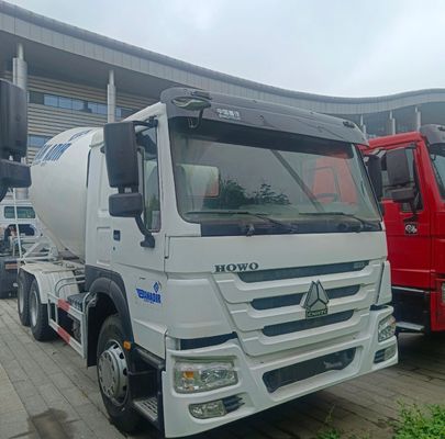Tyre 12m3 Concrete Mixer Truck with Sinotruk Chassis and Heavy Duty ZZ1257N3647N1
