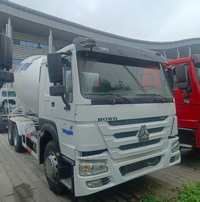 Direct 12m3 Concrete Mixer Truck with Sinotruk Chassis and ISO9000 Certification