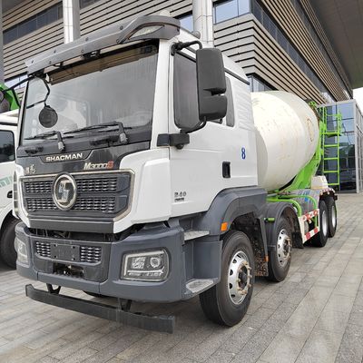 Concrete Mixing Sinotruk Chassis Agitator Lorry with Hydraulic Steering