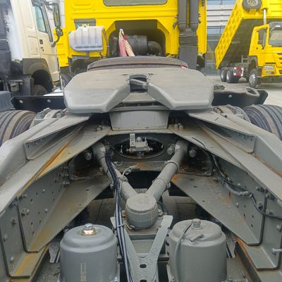 Economical Drive Wheel 6×4 Diesel Tractor Head HOWO6X4 Trac with Enhanced Efficiency