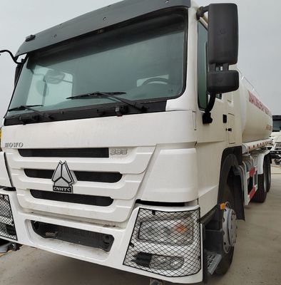 HOWO 6X4 20m3 20cu. M Stainless Steel Water Tanker Truck with Carbon Steel Cargo Box
