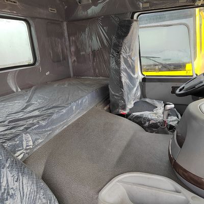 Transport HOWO Water Delivery Truck with Diesel Fuel and Carbon Steel Cargo Box