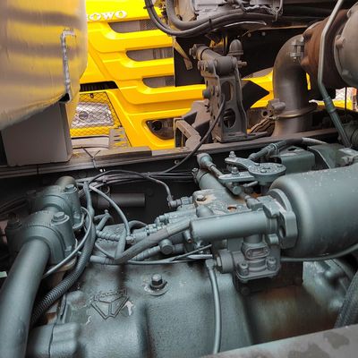Sinotruk HOWO 6X4 Water Delivery Truck in Heavy-Duty Design with Euro 3 Emission Standard