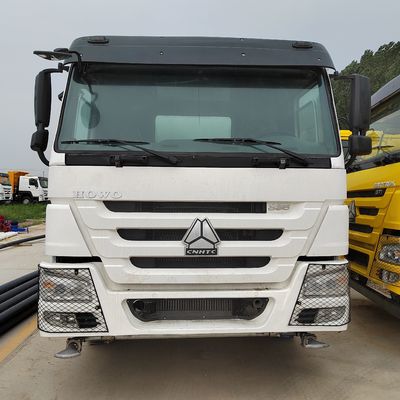 Spraying Sinotruk HOWO 6X4 Water Delivery Truck with Package Gross Weight 13570.000kg