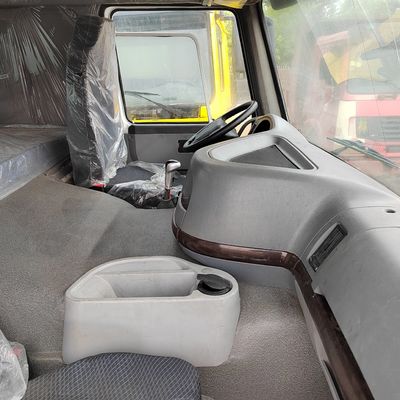 Spraying Sinotruk HOWO 6X4 Water Delivery Truck with Package Gross Weight 13570.000kg